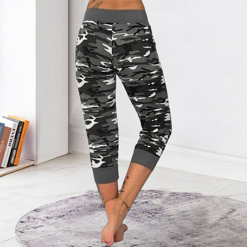 Camo Print Drawstring Capris Pants